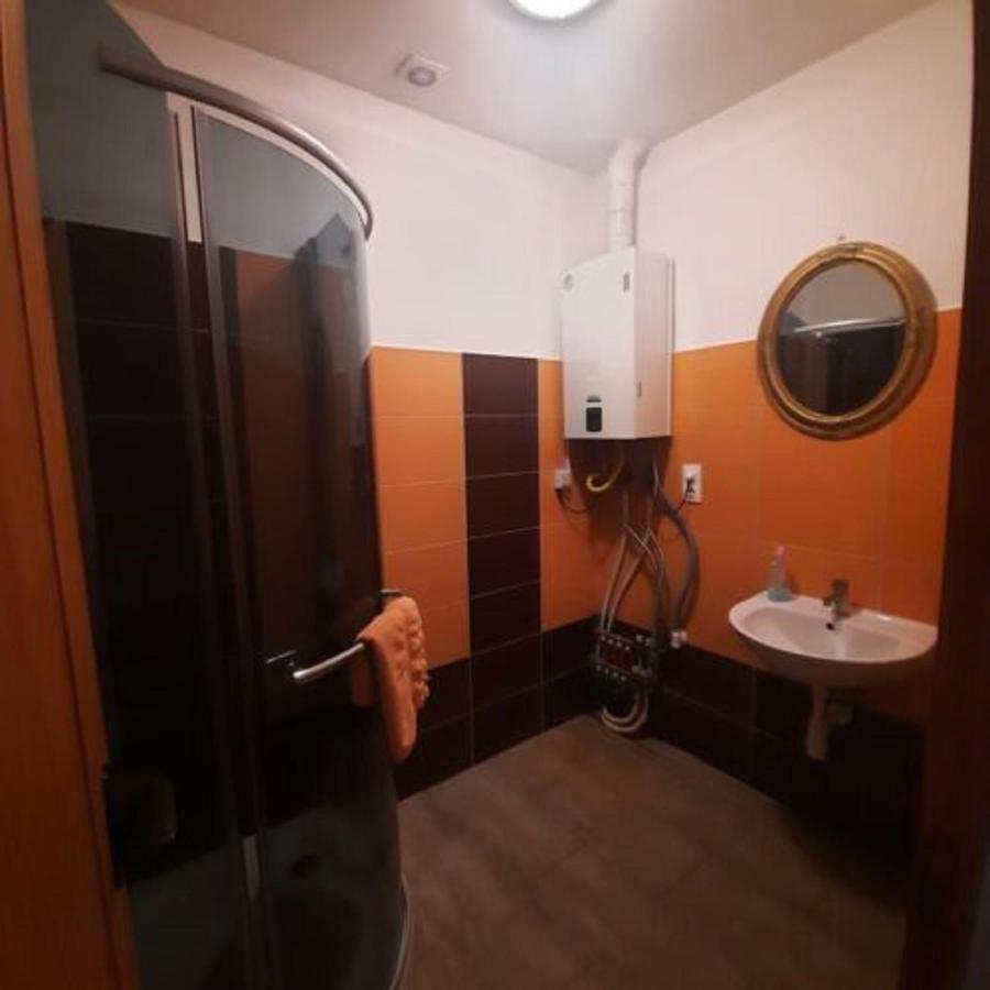Ikszt Vendeghaz Hotell Dávod Eksteriør bilde